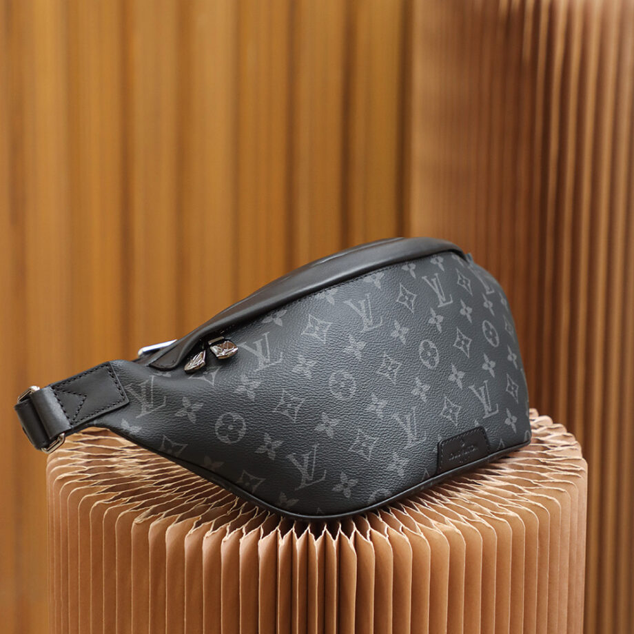 Louis Vuitton M44336 Discovery Waist Bag