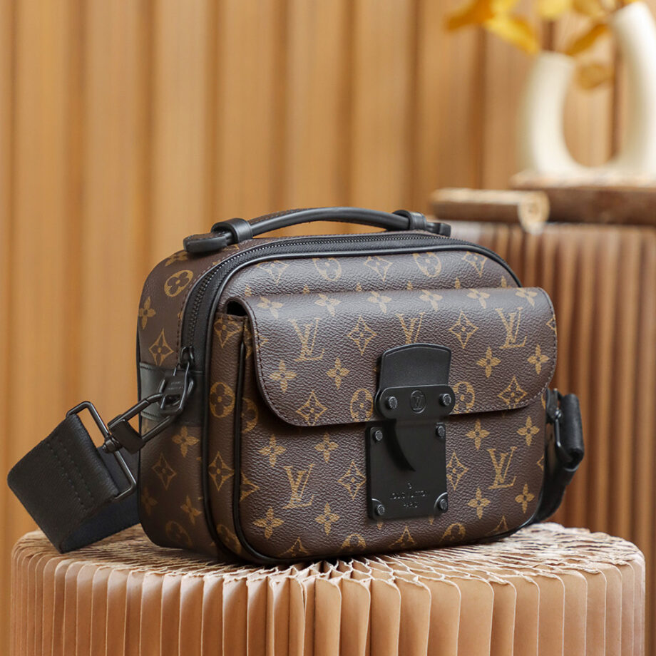 Louis Vuitton M45806 S Lock Messenger