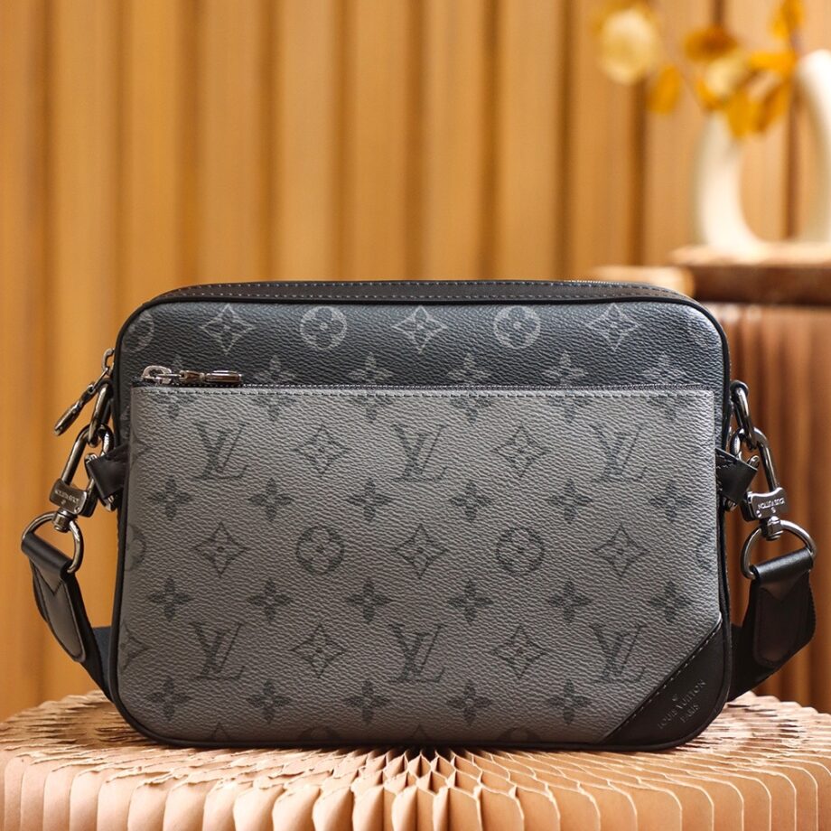 Louis Vuitton M69443 Trio Messenger Bag