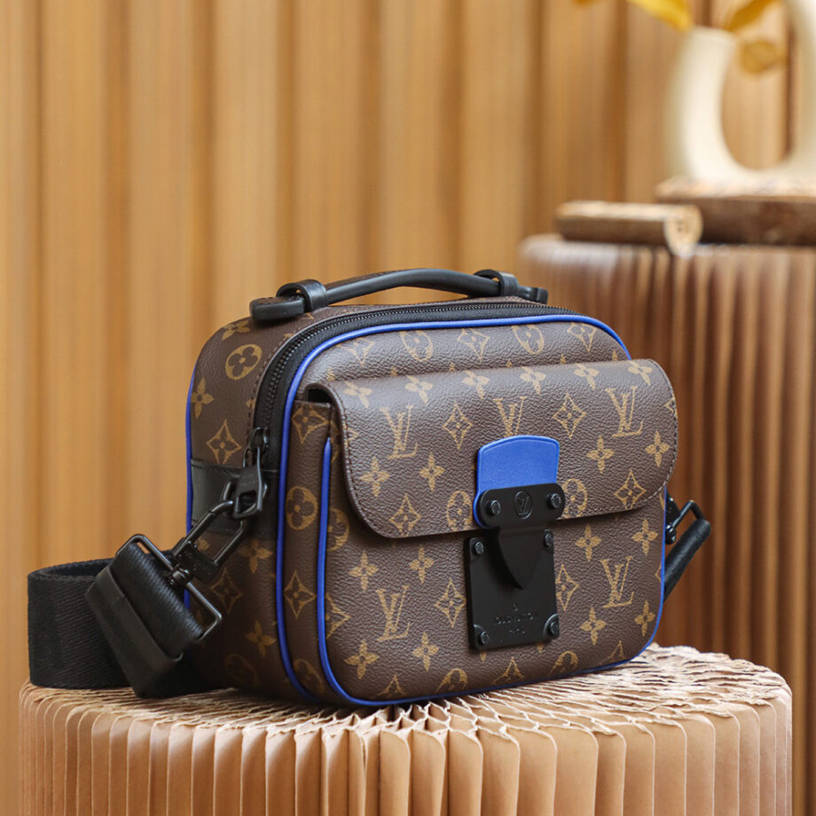 Louis Vuitton M45863 S Lock Messenger