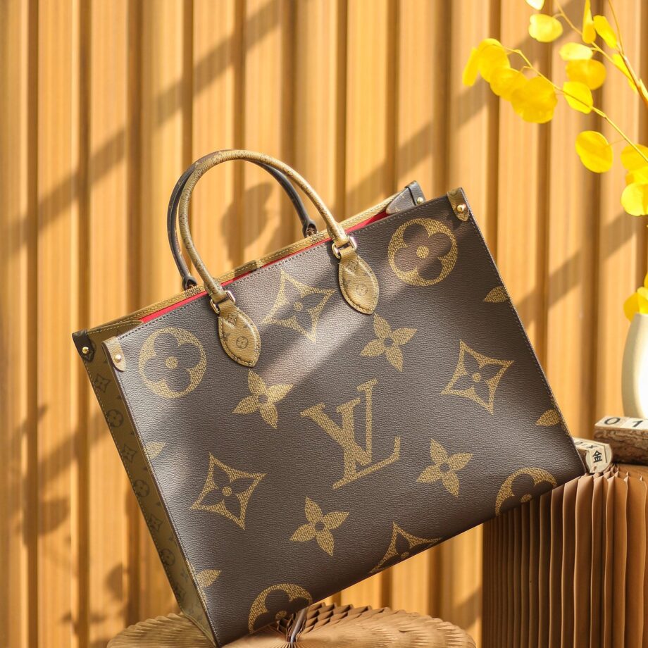 Louis Vuitton M45320 Onthego GM Tote Bag