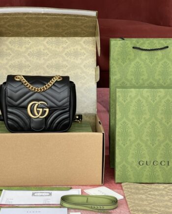 gucci 739682 gg marmont mini shoulder bag