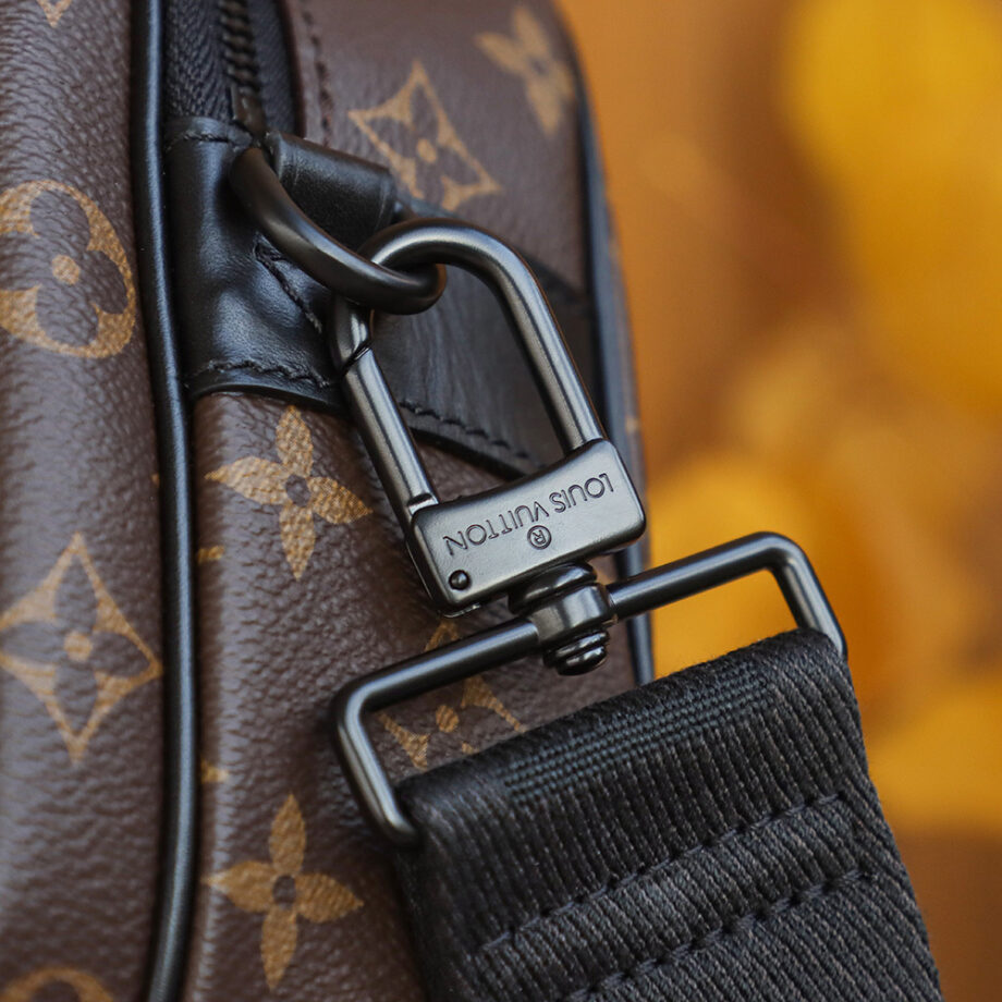 Louis Vuitton M45806 S Lock Messenger