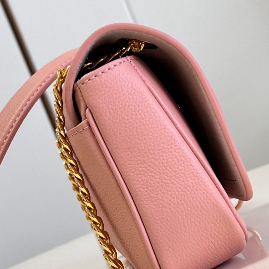 Louis Vuitton M22305 Pink Lockme East West Chain Bag