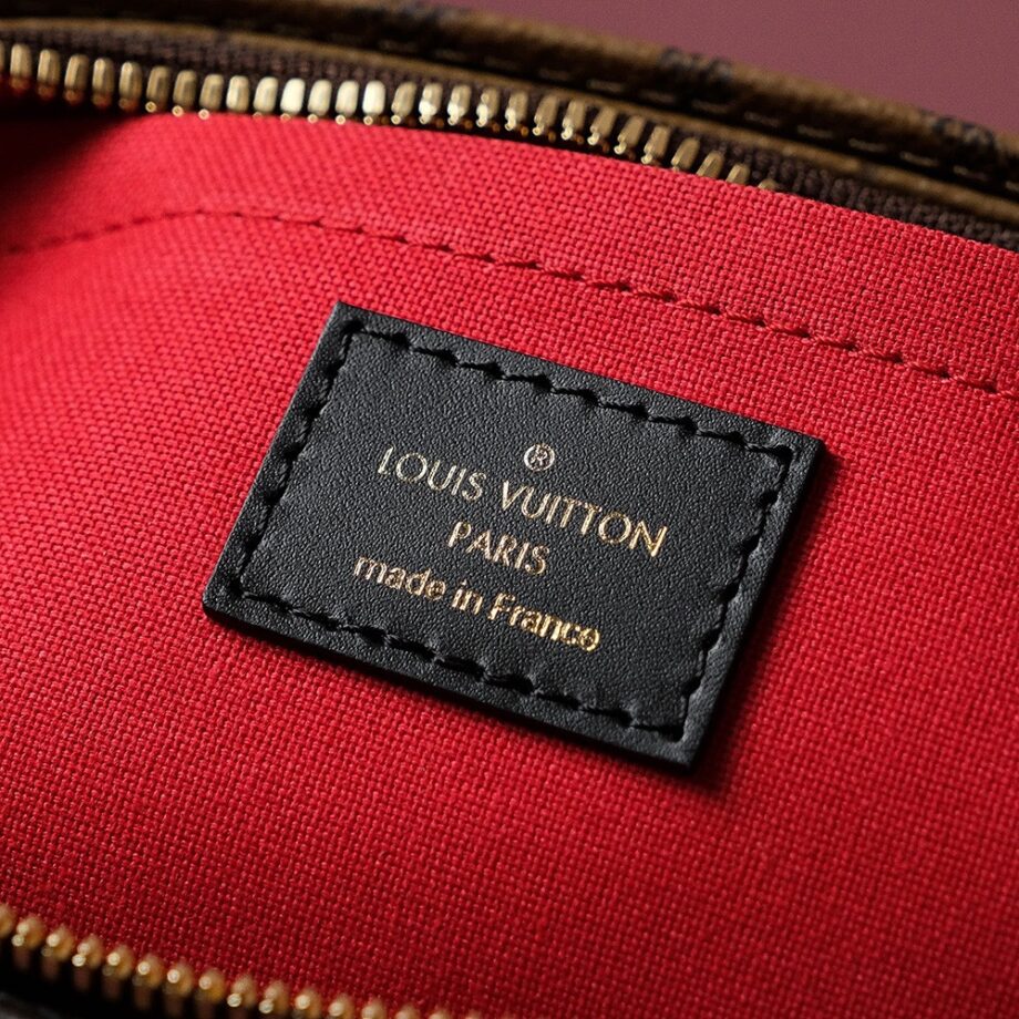 Louis Vuitton M46653 Onthego East West