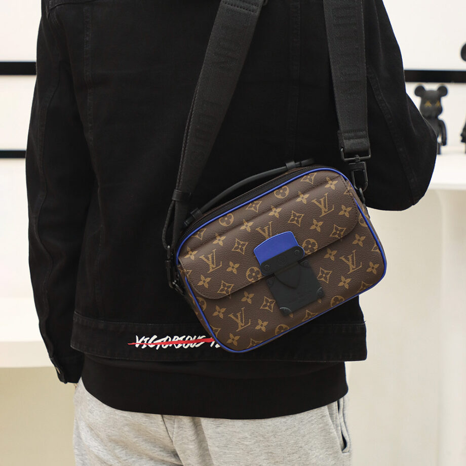 Louis Vuitton M45863 S Lock Messenger