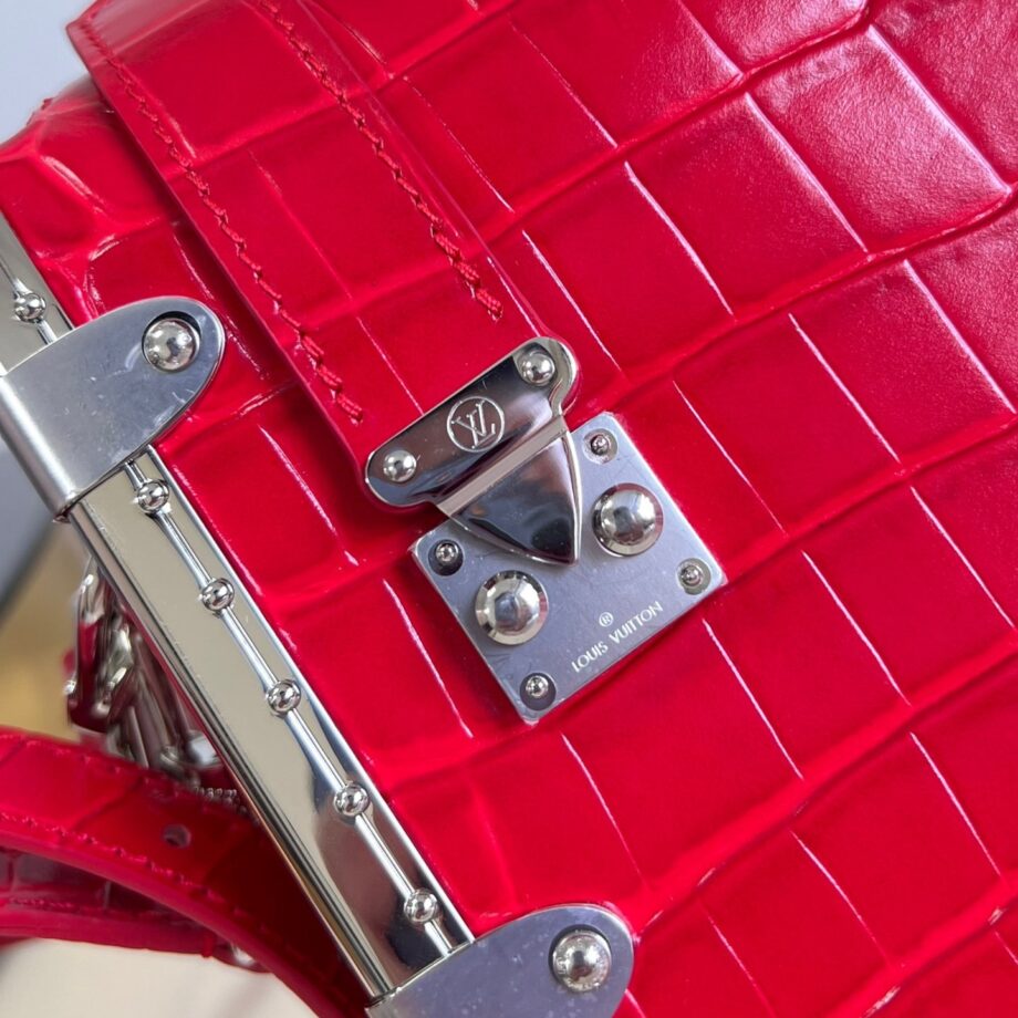 Louis Vuitton M21477 Red Nicolas Ghesqui èRe Classic Petite Malle Handbag