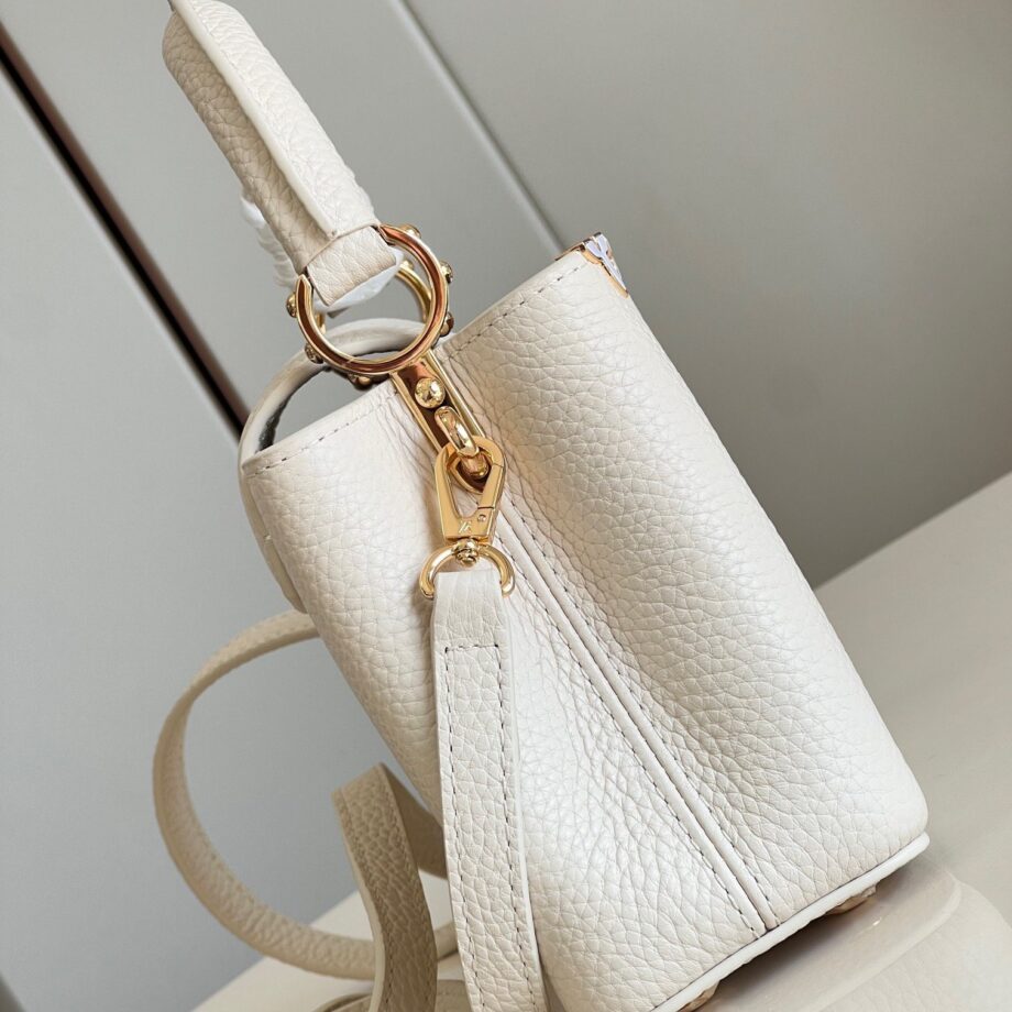 Louis Vuitton M48865 Capucines Mini Handbag