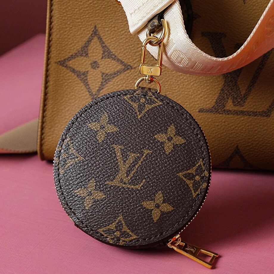 Louis Vuitton M46653 Onthego East West