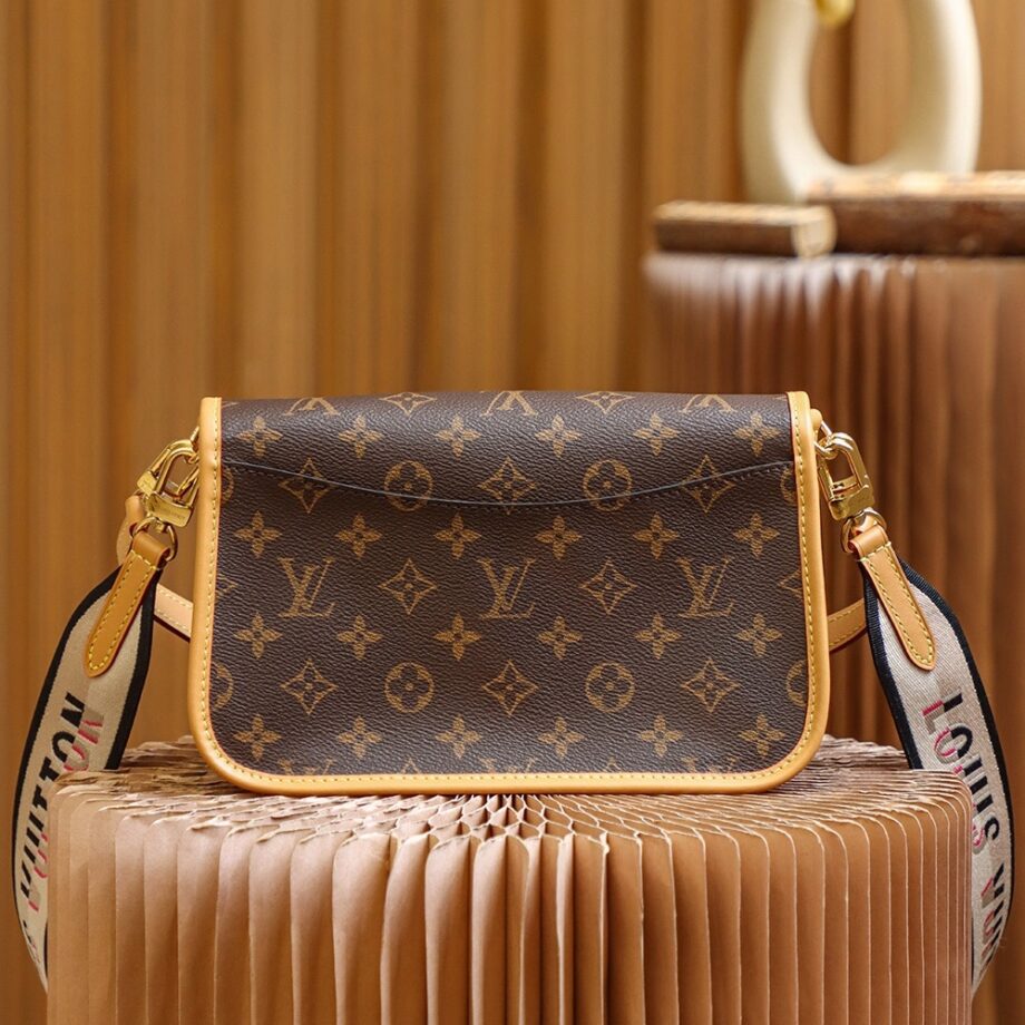 Louis Vuitton M45985 Dinae Retro Briefcase