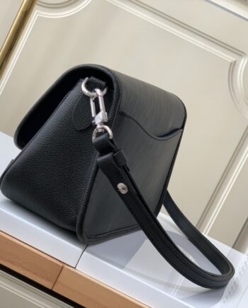 louis vuitton m59386 black buci handbag
